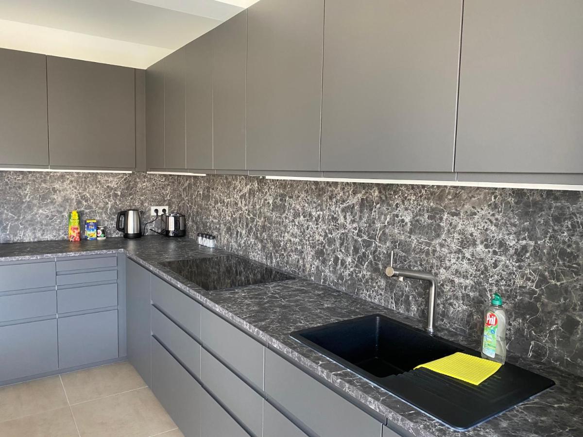 הופהיים אם טאונוס Hotel Valley Of Business Frankfurt-Airport - Black Label Penthouse מראה חיצוני תמונה